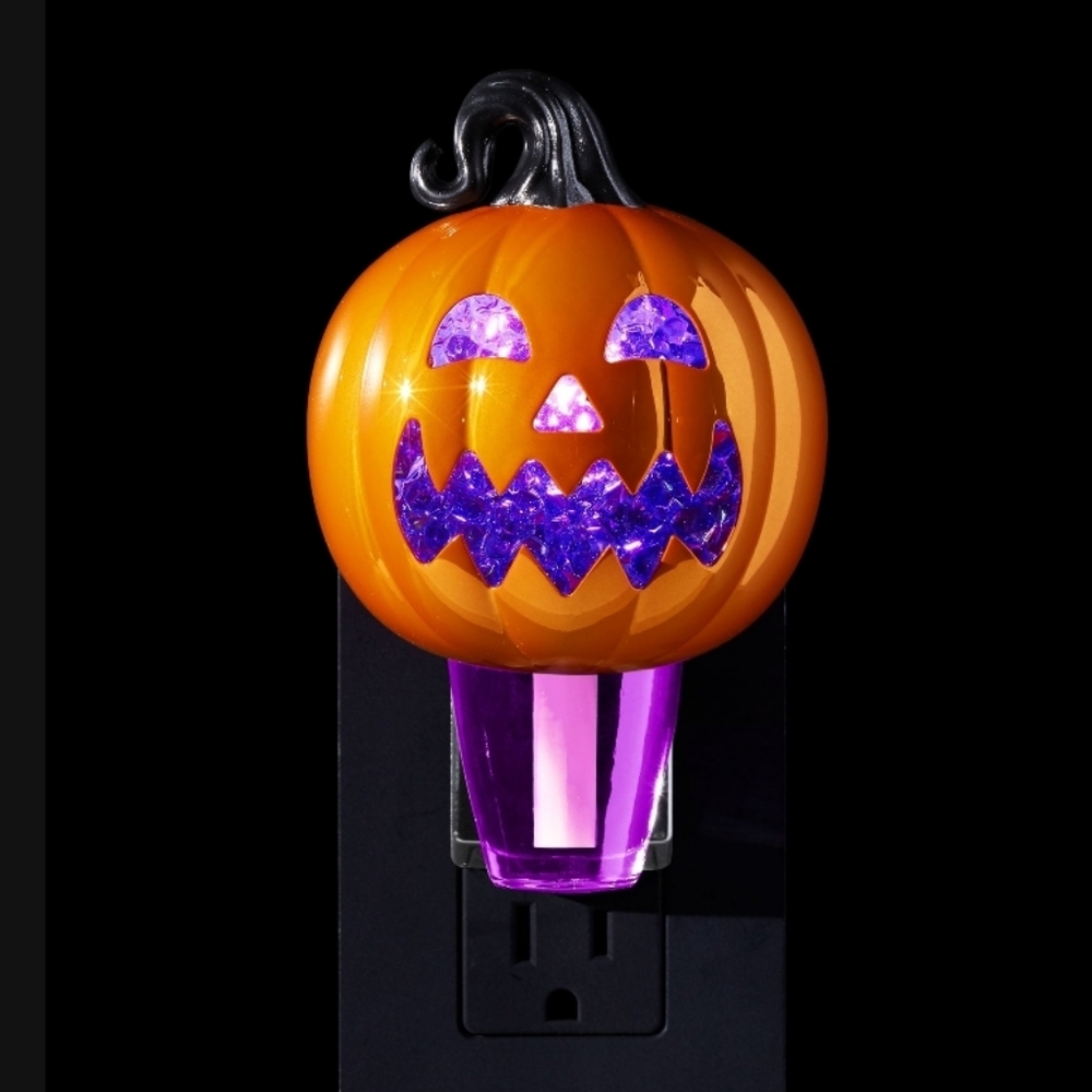🎃BATH & BODY WORKA Jack O'Lantern Nightlight Plug